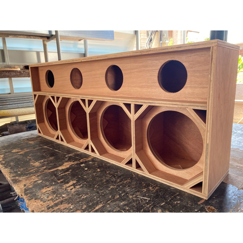 ตู้ลำโพงงานดิบทำตามแบบที่สั่ง