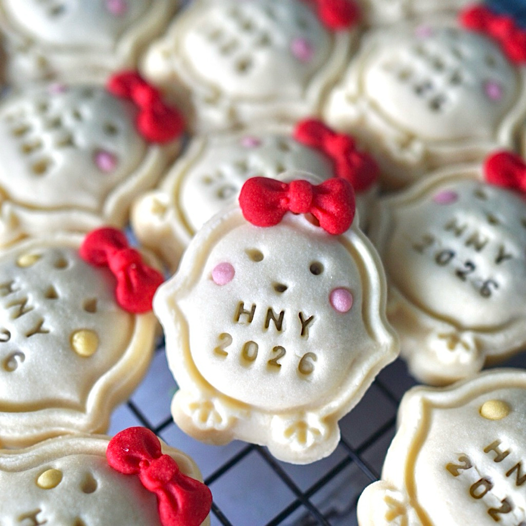 ขายส่ง สั่ง9ชิ้นขึ้นไปชิ้นละ 12 บ คุกกี้เนยสดลายลูกเจี๊ยบน่ารักมาก คุกกี้ไส้สับปะรด คุกกี้ไส้สตอเบอรี่ หนักประมาณ 23 G