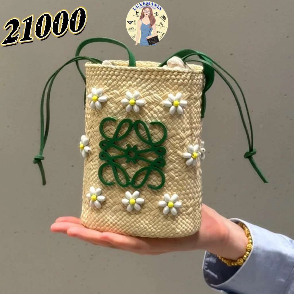 ใหม่เอี่ยม ของแท้ มีใบเสร็จรับเงิน Loewe เขียว เชือกรูด กระเป๋าสะพาย ในฝ่ามืออิราก้าและหนังลูกวัว รั