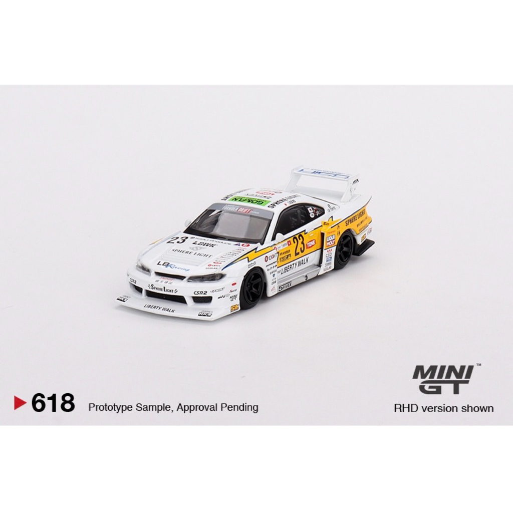MiniGt no.618 LB-Super Sillhouette Nissan S15 Silvia