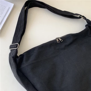 MIA จัดส่งจากประเทศไทย กระเป๋าสะพายไหล่วินเทจฤดูใบไม้ร่วงและฤดูหนาว Unisex กระเป๋าสะพายข้างความจุขนาดใหญ่ผ้าคุณภาพสูง