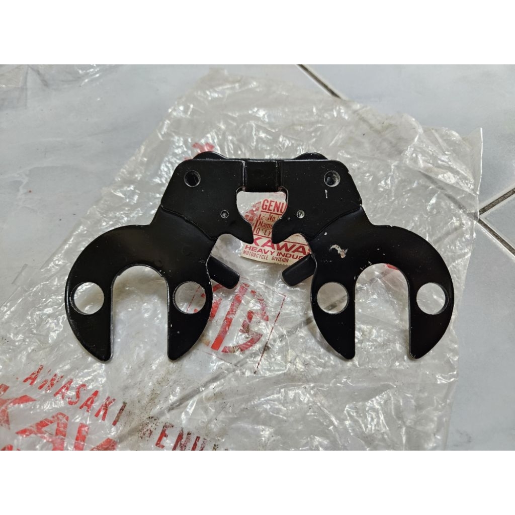 แป้น รองไมล์ และ วัดรอบ แท้ใหม่ ญี่ปุ่น Kawasaki KE125 KE175