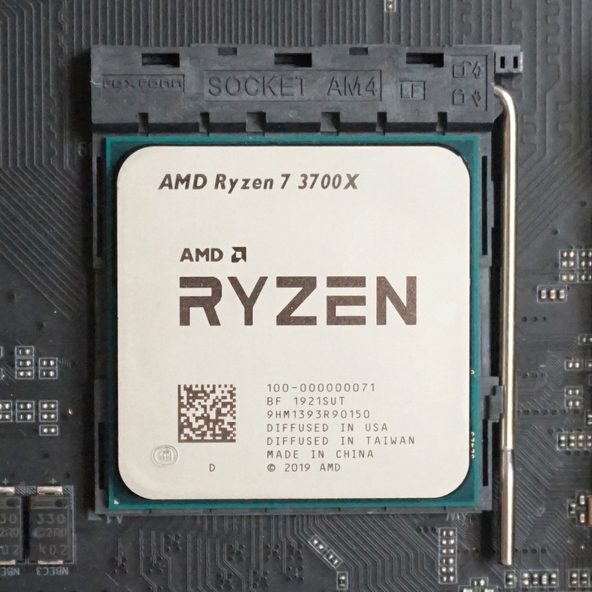 AMD Ryzen 7 3700X AM4 3.60GHz มือสอง มีแค่ตัวซีพียู ประกัน 90 วัน