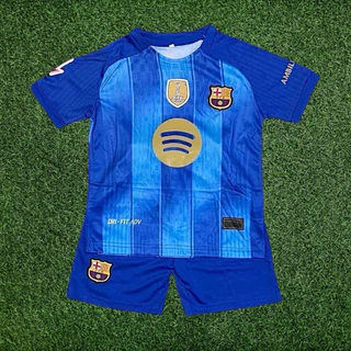 ชุดเตะบอลเด็กเสื้อแขนสั้นพร้อมกางเกงขาสั้นเด็กผู้ชายและผู้หญิงมีหลายสีหลายไซส์สินค้ามีพร้อมส่ง