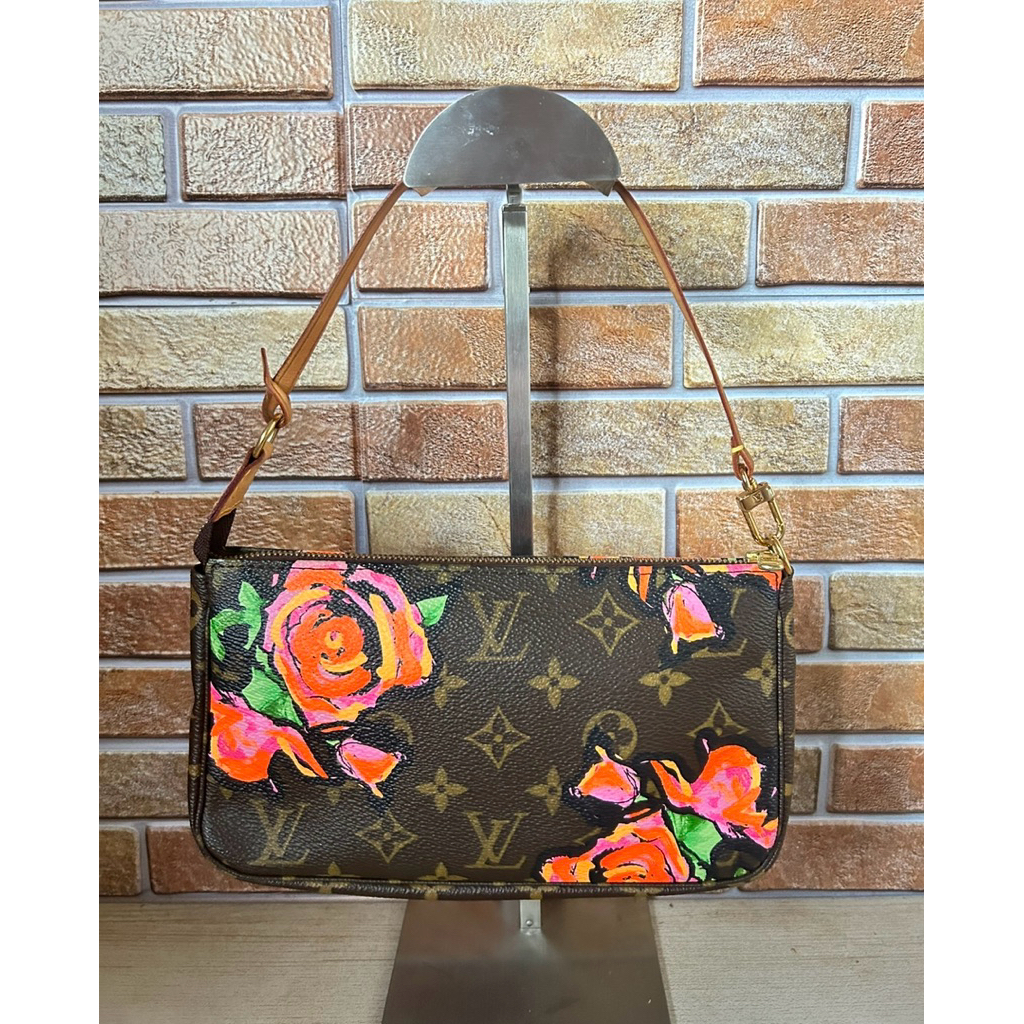 lv pochette limited rose ปี 2008