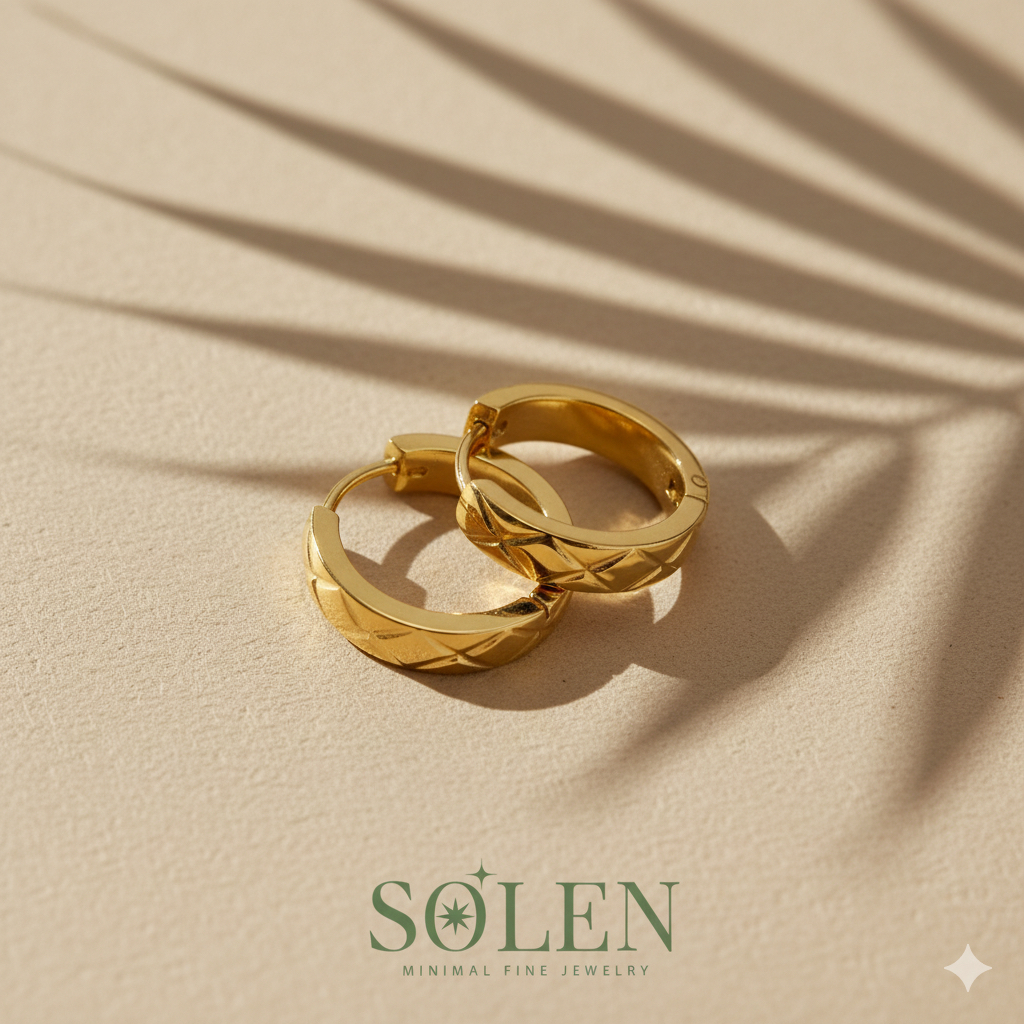 ต่างหูห่วง SOLEN Classic Hoop ลายตารางข้าวหลามตัด มินิมอลหรู สแตนเลสแท้ ผิวแพ้ง่ายใส่ได้ ไม่แพ้