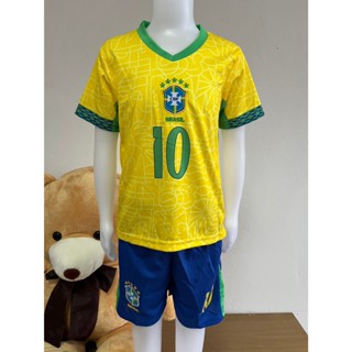 เสื้อกีฬาฟุตบอลเด็กแขนสั้น ลายทีมชาติบราซิล 2024/2025 พร้อมส…