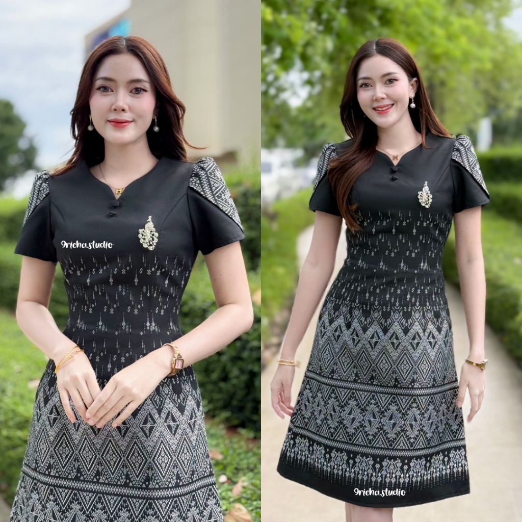 (แถมพินดอกไม้สีขาว) เดรสผ้าไหมแกมฝ้ายทอลายทรงเอสีดำ แขนกลีบบัว อัดกาวทั้งชุด (RC0109)