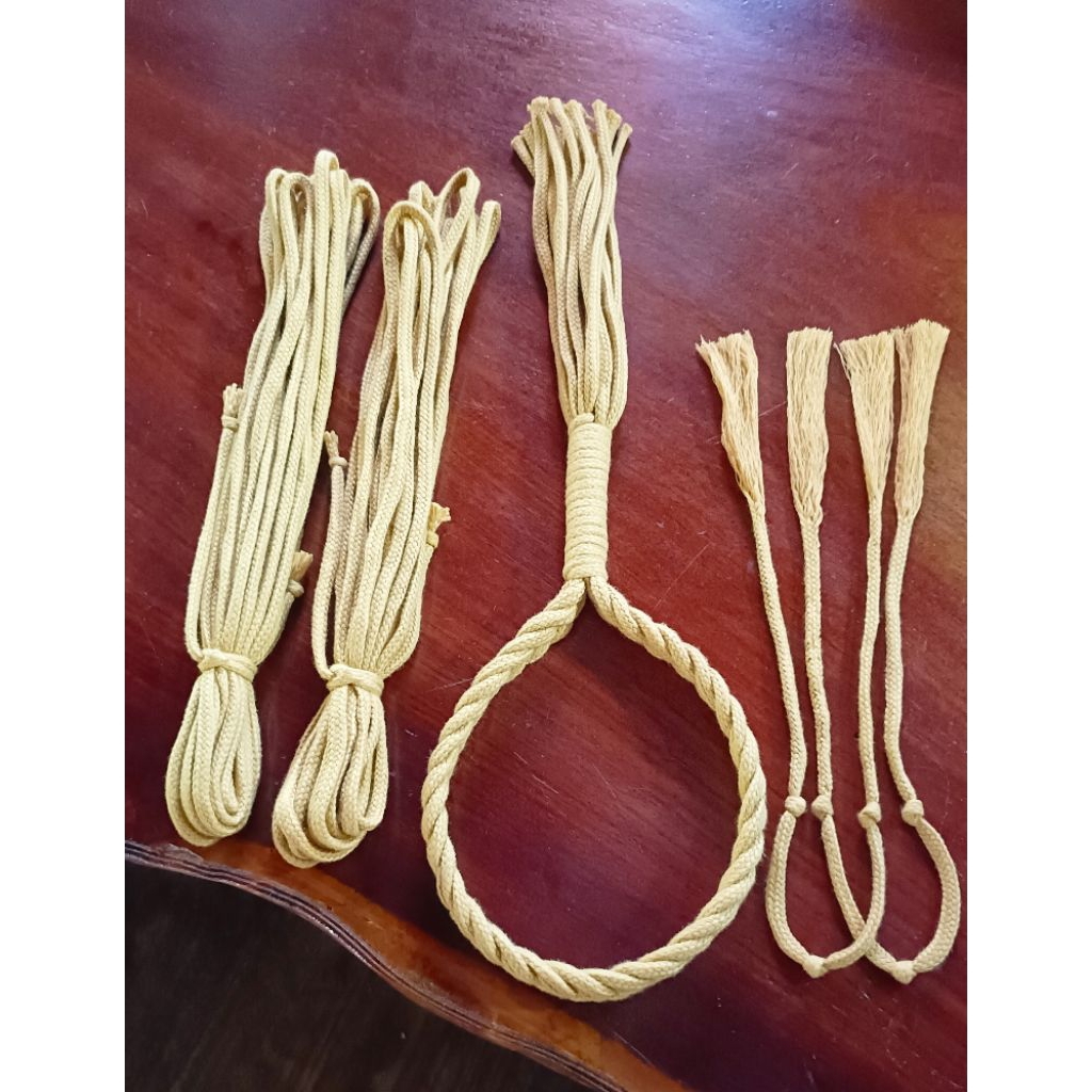 มงคลมวยไทยทองเก้าเกตุพร้อมประเจียดทองสามโทนและเชือกพันมือ