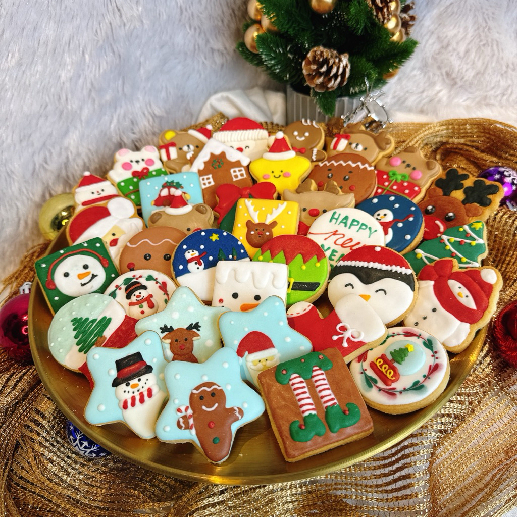 พร้อมส่งด่วน🎄royal icing cookies
