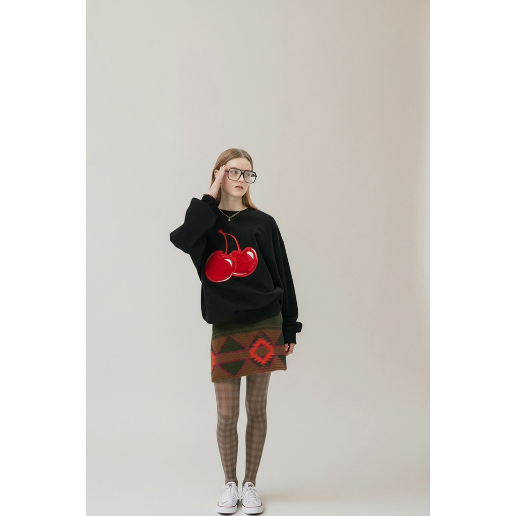 แบรนด์เกาหลี [KIRSH] BIG CHERRY SWEATSHIRT ฟรีไซส์