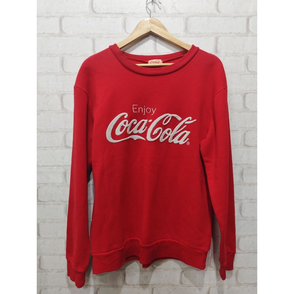 เสื้อกันหนาว Coca-Cola แท้ |สีแดงสด ทรง Unisex อก 46"ยาว 28.5"