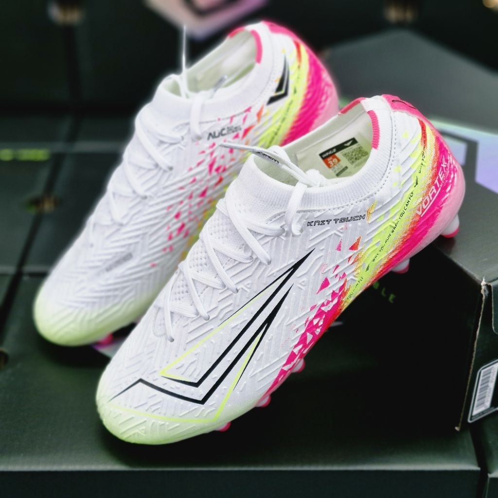 รองเท้าสตั๊ด Wingz Vortex New Collection 2025 รองเท้าฟตบอล กระชับ นำหนักเบา สวมใส่สบาย