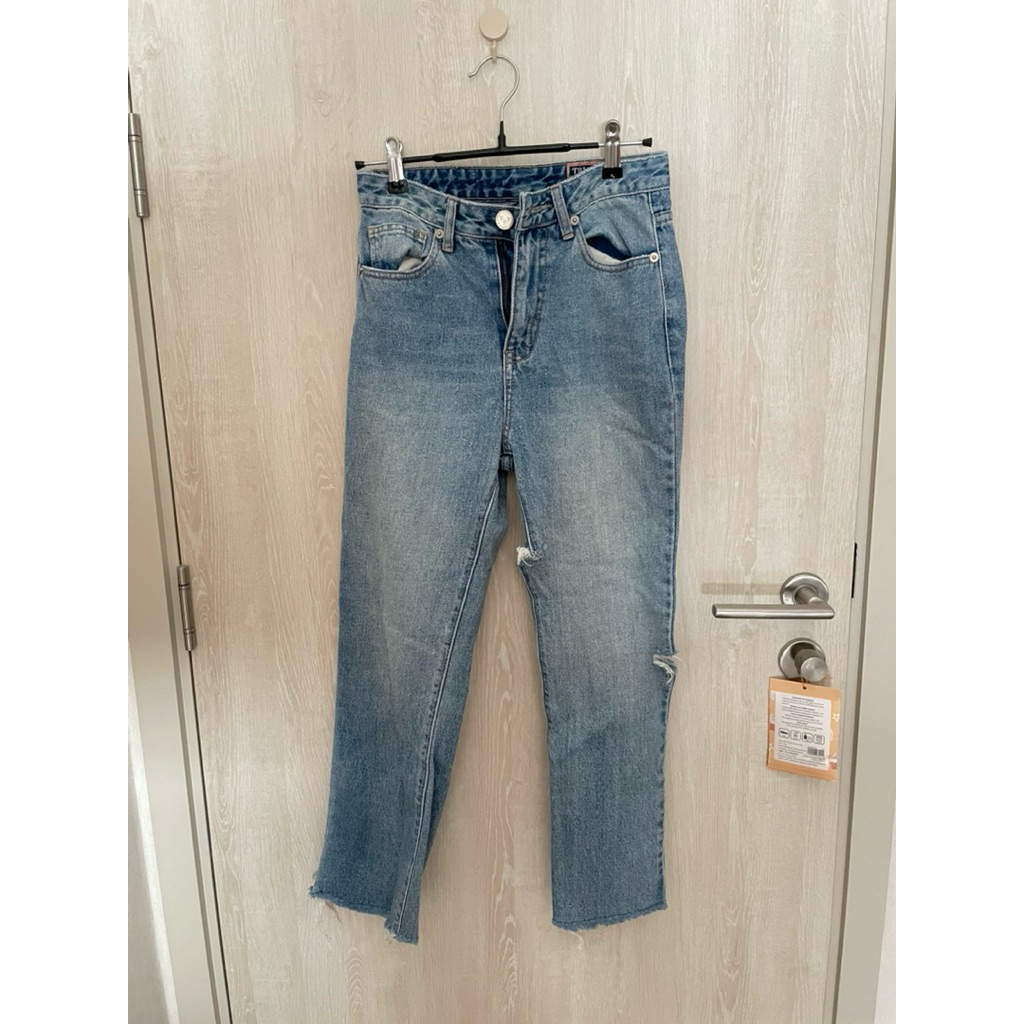 กางเกงยีนส์ TBY สีเข้ม