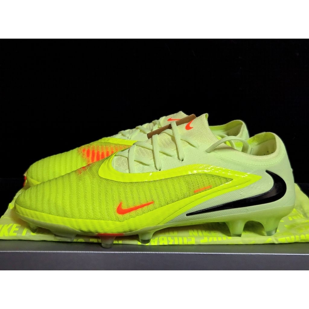 Nike Phantom 6 Low Elite FG รหัส HJ2146-801