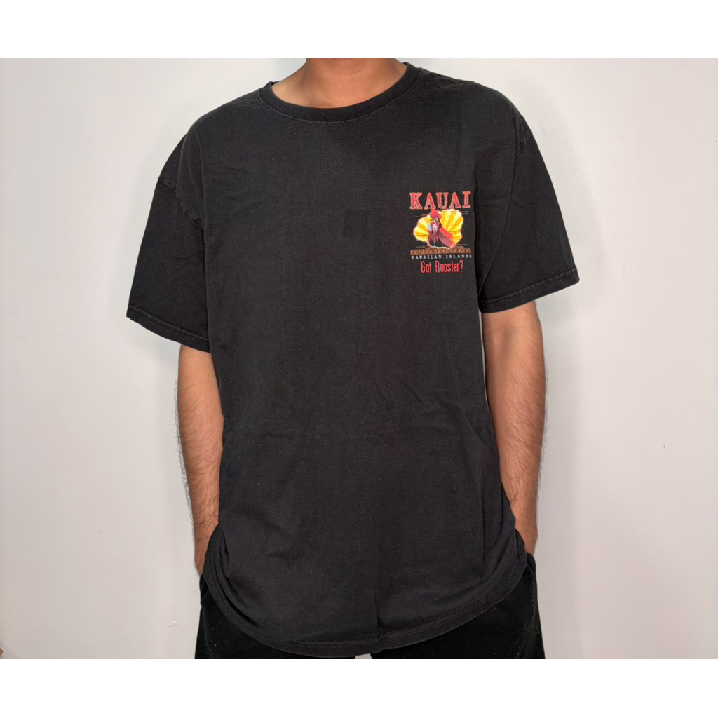 สื้อยืดลายกราฟิก The Official Bird & Alarm Clock of Kauai