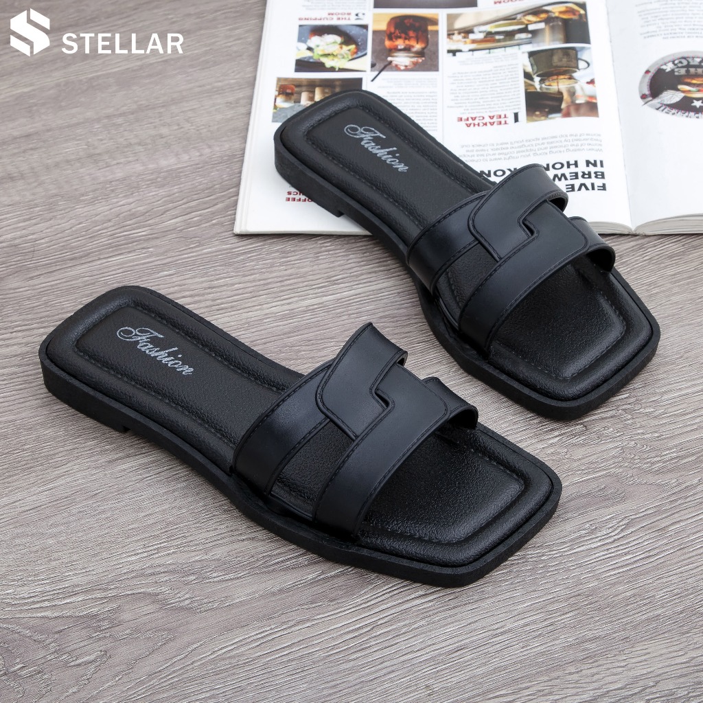 🔥จัดส่งทันที🔥STELLAR รองเท้าแตะสตรีฤดูร้อนแบนกลางแจ้ง high-end ผู้หญิงรองเท้าแตะชายหาดริมทะเล