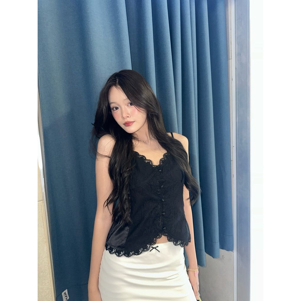 (ไม่ผลิตเพิ่ม)BEMYCHIC เสื้อลูกไม้ รุ่น ANNA TOP