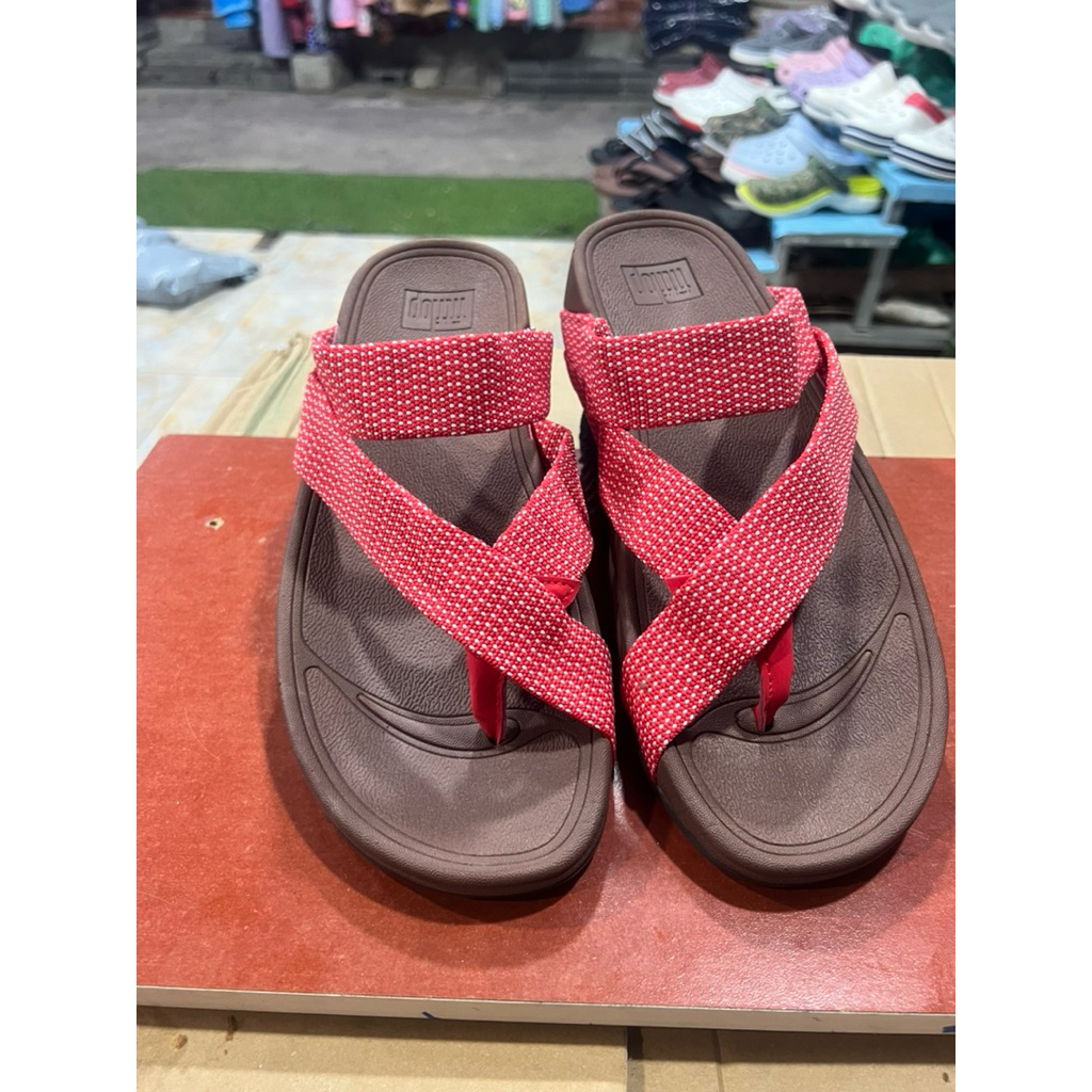 รองเท้า Fitflop สายสลิงเพื่อสุขภาพเท้าพื้นนิ่มใส่สบายสำหรับผู้หญิงผู้ชายมีเบอร์ 36 ถึง 44