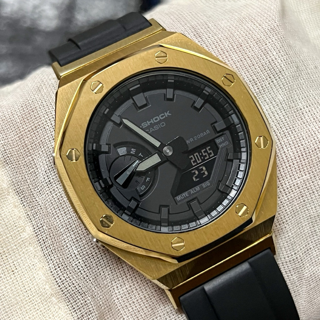 นาฬิกา g-shock GA-2100 หน้าAP สีทอง มือสอง สภาพใหม่มาก