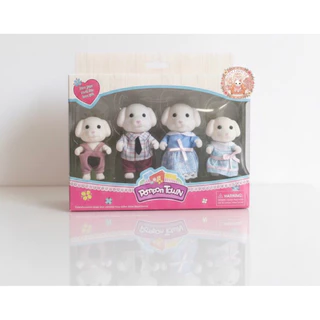 Doll.house 🐶🐱🐻🏡🎁ตุ๊กตาครอบครัว ตุ๊กตาบ้านตุ๊กตา ครอบครัวสัตว์ 4 ตัว (พ่อ แม่ ลูก) ชุดเสื้อผ้าเปลี่ยนได้ (เสื้อผ้าสุ่ม)