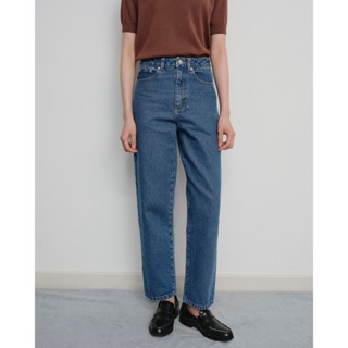 BESTIE STRAIGHT JEANS (กางเกงยีนส์ทรงกระบอกเล็ก)