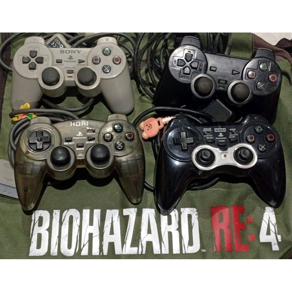 [PS1/PS2]จอยมีก้านอนาล็อคสำหรับเครื่อง PS1-PS2 มีหลายสภาพเข้ามารับชมกันได้
