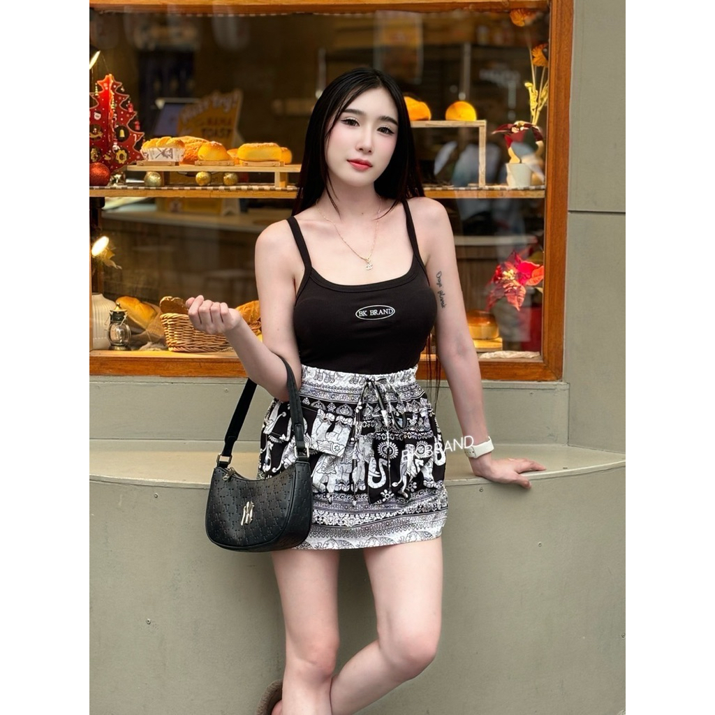 👙👙งาน(ใหม่) สุดมาแรง รีบเลยยย👙👙  🏷 BK BRAND  🐘🐘เซตสายเดี่ยวปัก BK BRAND กางกระโปรงทรงคาร์โก้
