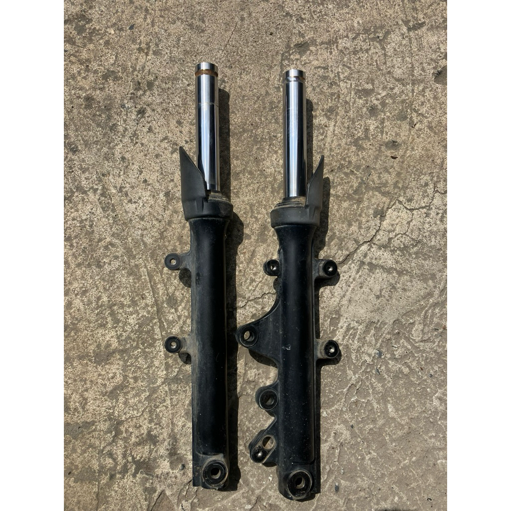 โช๊คหน้า aerox155 2018 มือสองแท้ถอด