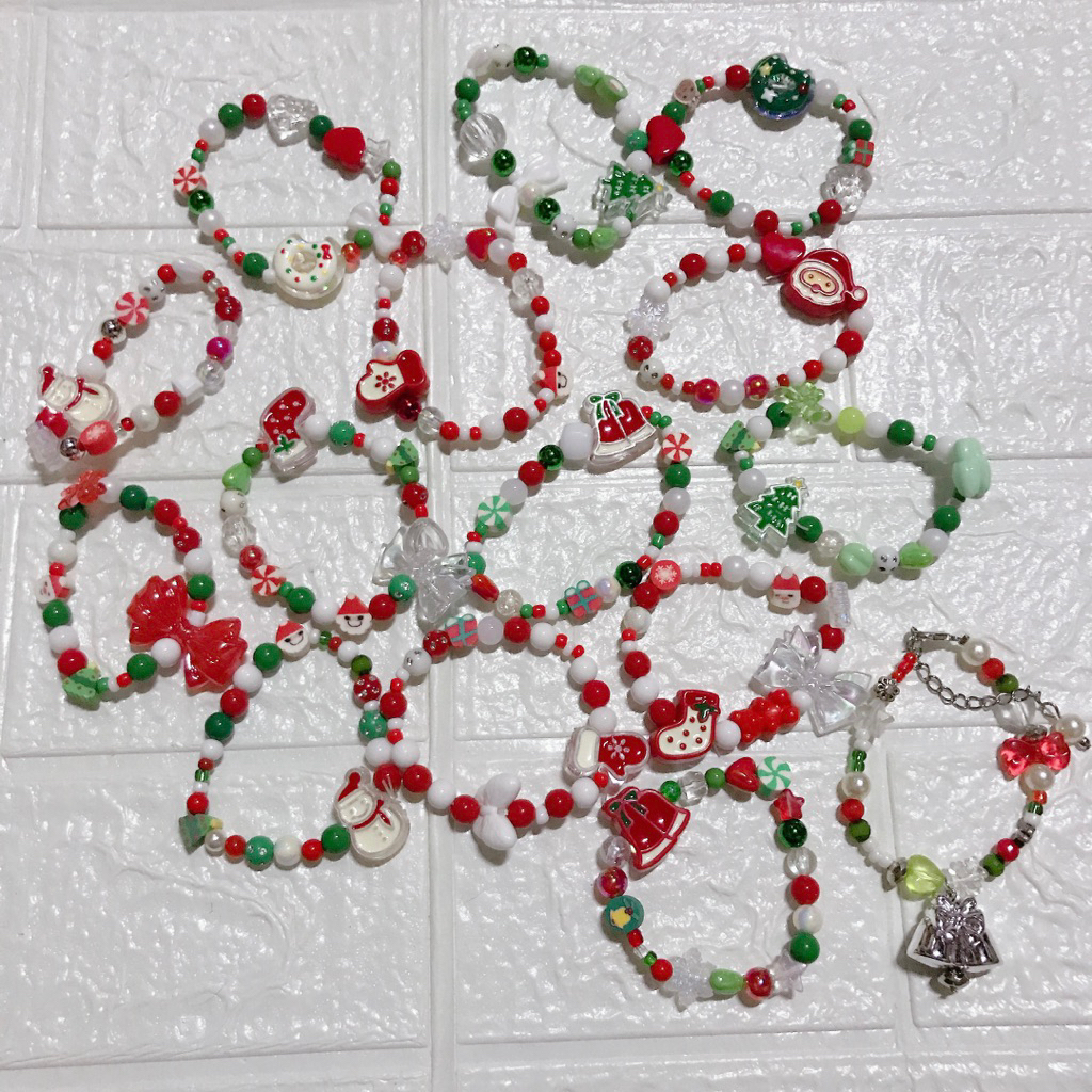 กำไลคริสต์มาสส่งจากไทย