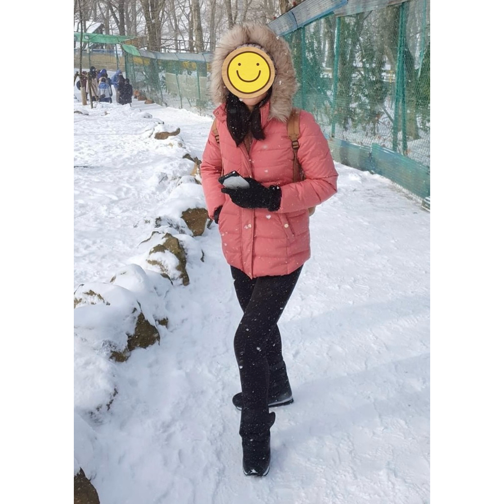 ส่งต่อเสื้อขนเป็ดแท้ กันหนาวได้ถึงติดลบได้ แบรนด์bossini ใช้2ทริบ เฟอร์ถอดได้