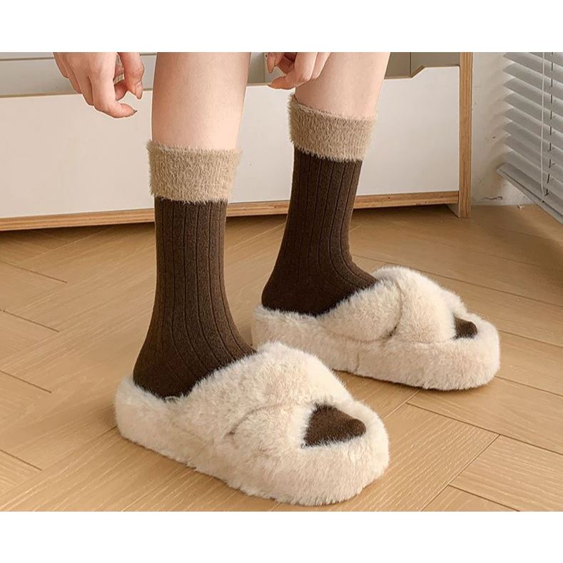 ถุงเท้าขนมิงค์ทูโทนสไตล์วินเทจ สำหรับฤดูใบไม้ร่วงและฤดูหนาว เสริมความหนาด้วยปลายแขนผ้า - รูปที่ 4