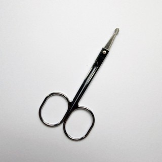 กรรไกรหัวมน สแตนเลสอย่างดี มีกล่องเก็บ