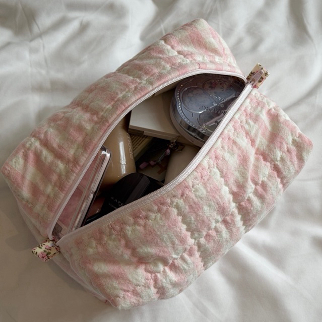 winterrrwisteria | cielle makeup pouch กระเป๋าเครื่องสำอาง