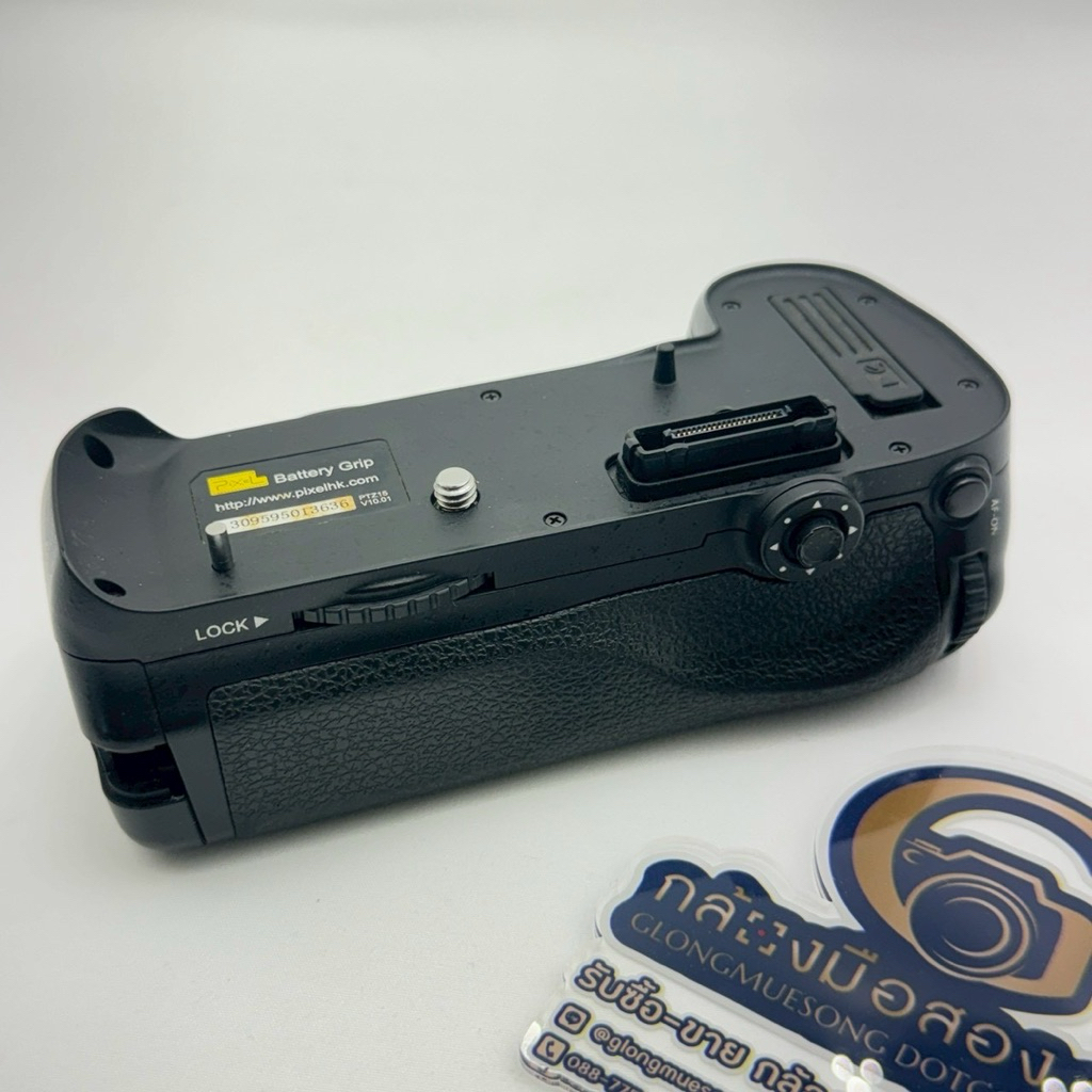 [มือสอง] Pixel Battery Grip Vertax MB-D12 for Nikon D800/D800E/D810