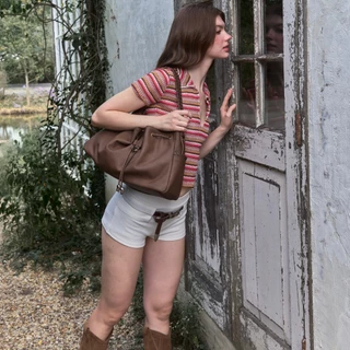 GLISS - GRAHAM กระเป๋าสะพายทรง Hobo ปรับสายสะพายได้ 7 ระดับไปจนถึง Crossbody กระเป๋าข้างใส่โ