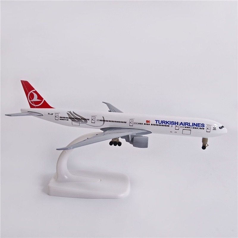 [20CM] โมเดลเครื่องบิน Turkish Airlines 777 (Air Craft Metal Model)  มีล้อ และขาตั้งโชว์ - ของขวัญ ของสะสม ของตั้งโชว์