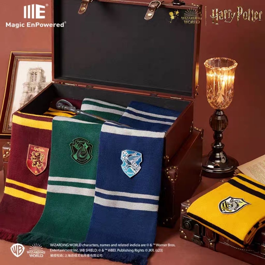 Harry Potter Gryffindor Ravenclaw Hufflepuff Slytherin Scarf (ลิขสิทธิ์แท้) แฮร์รี่พอตเตอร์ ผ้าพันคอ