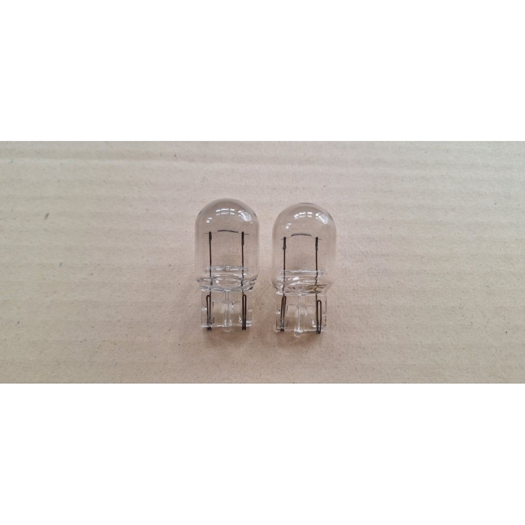 หลอดไฟถอยขนาด T20 แบบหลอดใส
สำหรับรถที่ใช้หลอดไฟขนาด T20 แบบหลอดใส