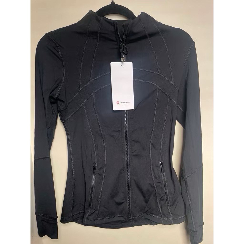 เสื้อแจ็กเก็ต Lululemon Define Jacket Dot 6 สีดำ USED