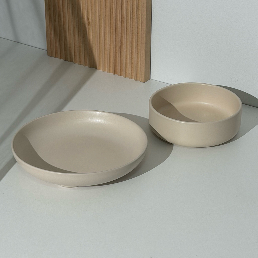 Goodsceramics 🍽️ Round deep coupe + Deep plate จานเซรามิกมินิมอลยกขอบ+ชามเซรามิกมินิมอลยกขอบสูง/สีครีมผิวสัมผัสเคลือบมัน