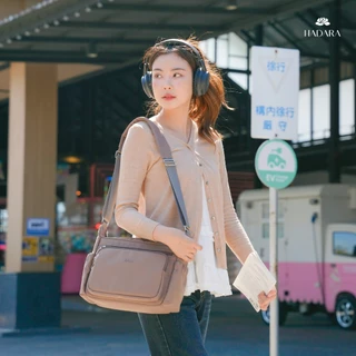 Hadara Moment Series No.7 กระเป๋าสะพายข้าง 20 ช่องจัดเก็บ ใส่ iPad ได้ทุกรุ่น น้ำหนักเบา ทนทาน