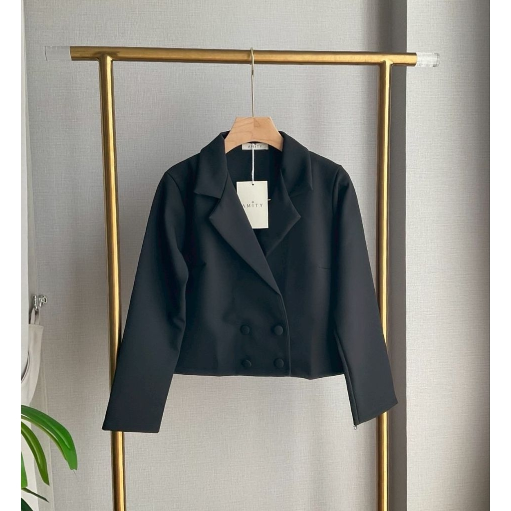 พร้อมส่งจากไทย Blazer สีดำ