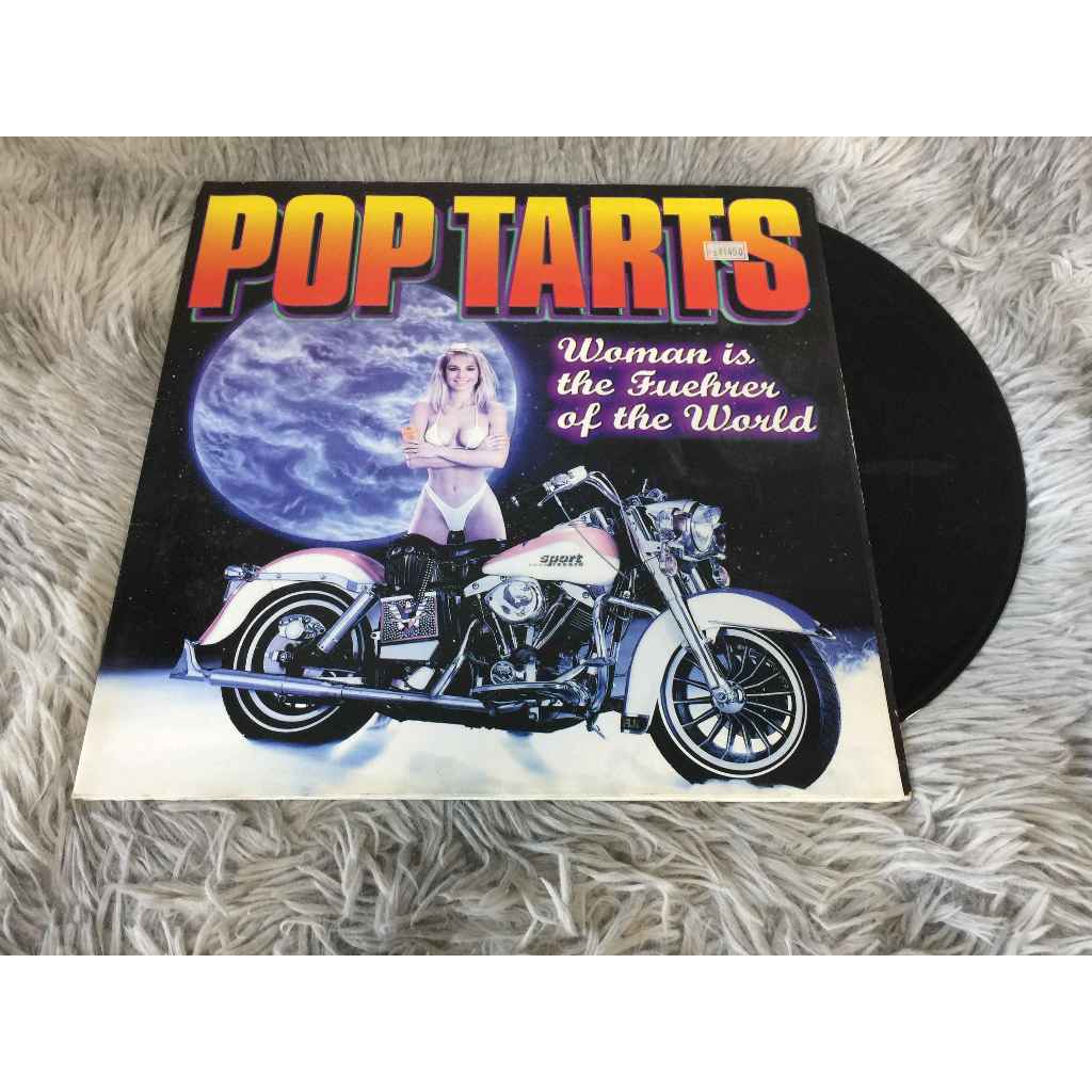 Pop Tarts - Woman is the Fuehrer of the World ขนาด 12 นิ้ว LP G077.44