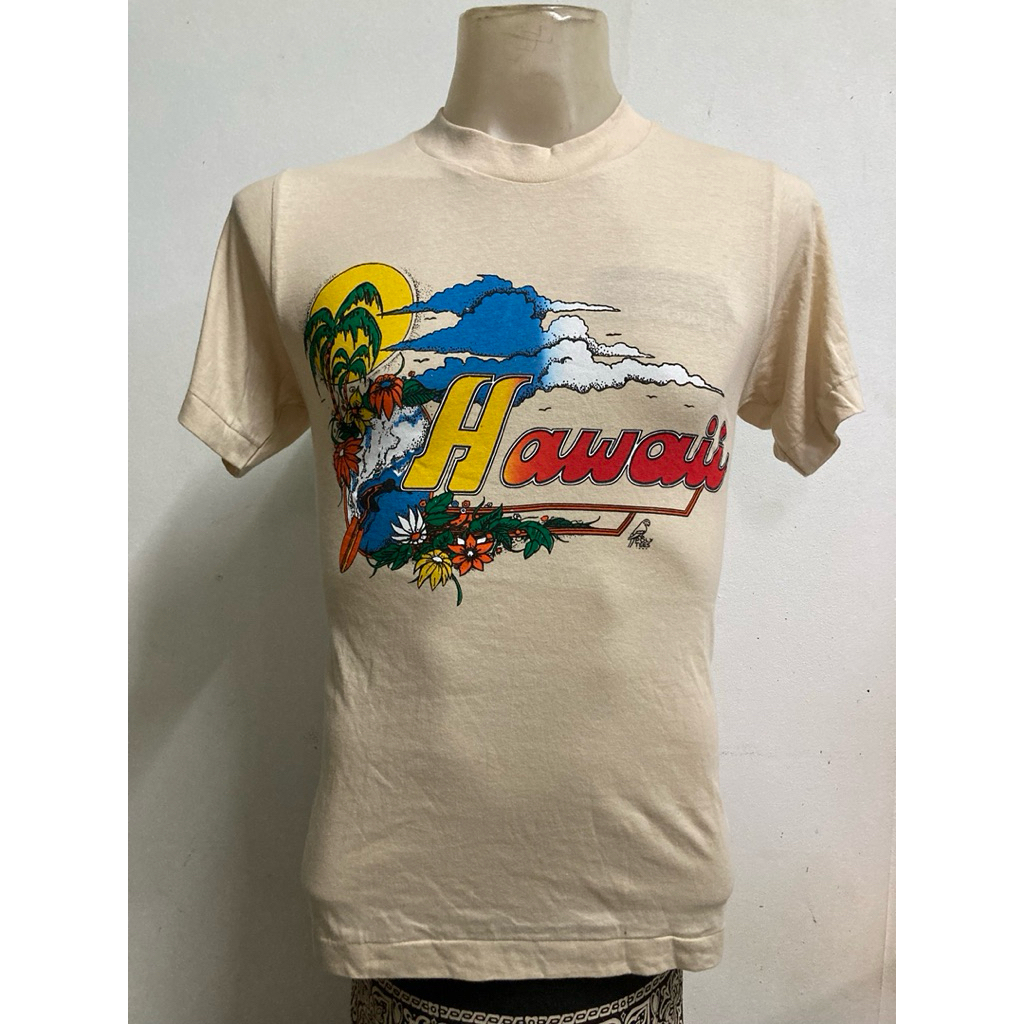 เสื้อยืด ลาย ฮาวายนกแก้ว สไตล์วินเทจ