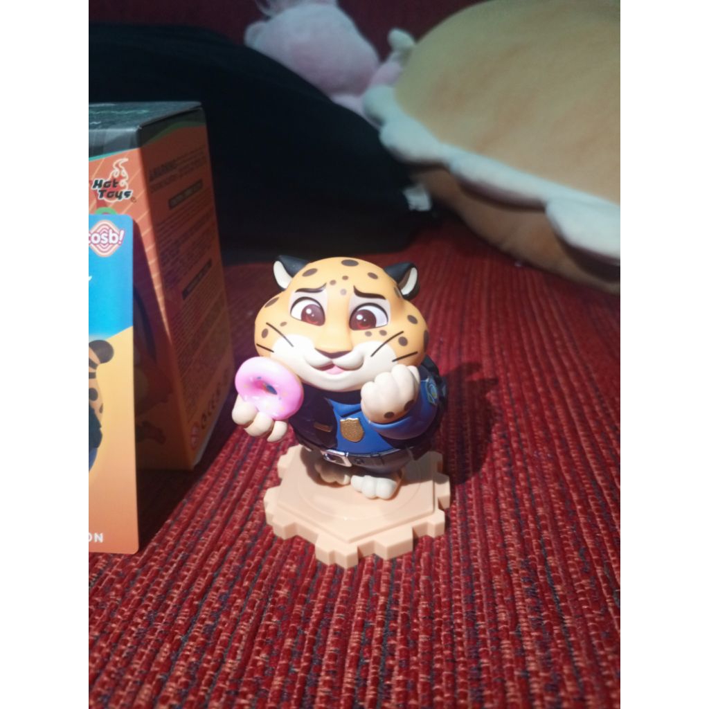 Officer Clawhauser art toy ของแท้ มือสอง