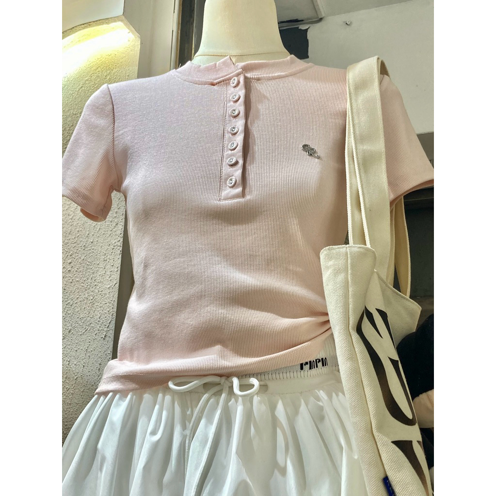 G-roseเสื้อยืดน่ารักมากๆ😍ให้ลุคสไตล์เกาหลีมินิมอล(สินค้ามีจำนวนจำกัดน้าาา)