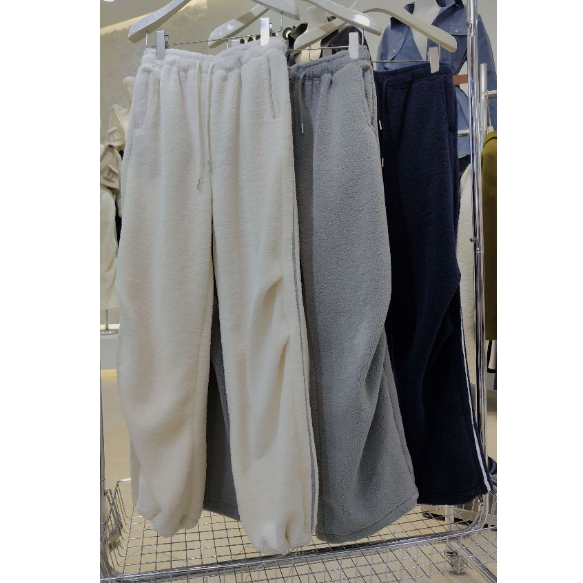 Maria Closet (พร้อมส่ง) กางเกงขนสัตว์กันหนาว แต่งแถบข้าง สไตล์สปอร์ต