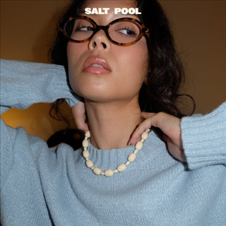 SALT POOL Milkwood Necklace สร้อยลูกปัดสีครีมทรงรี ขนาดใหญ่ …