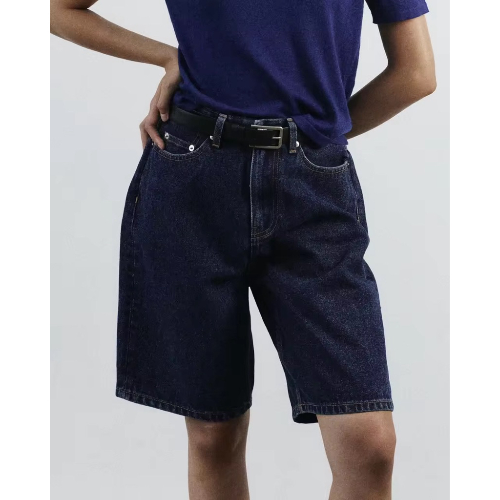 ✨ส่งต่อ!✨AIMER - Bermuda Denim Shorts กางเกงยีนส์ ขาสั้น สี dark senim ไซส์ s